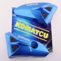 Пластик Yamaha YBR125 накладки на бак голубой "KOMATCU"